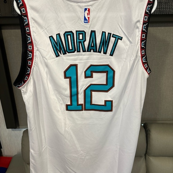 Ja Morant Vancouver Grizzlies white XL - Picture 2 of 3